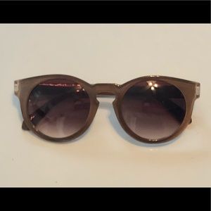 Round brown sunglasses